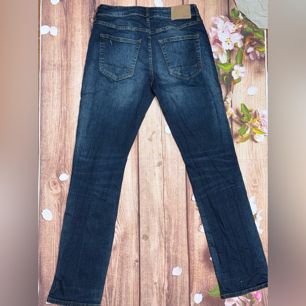 Aeropostale Indigo Straight Leg Jeans - Picture 2 of 4